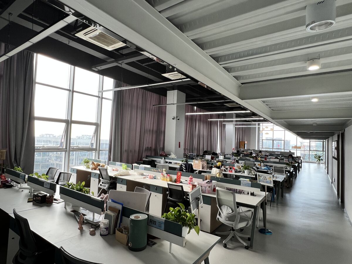 元上跳动直播基地化妆间